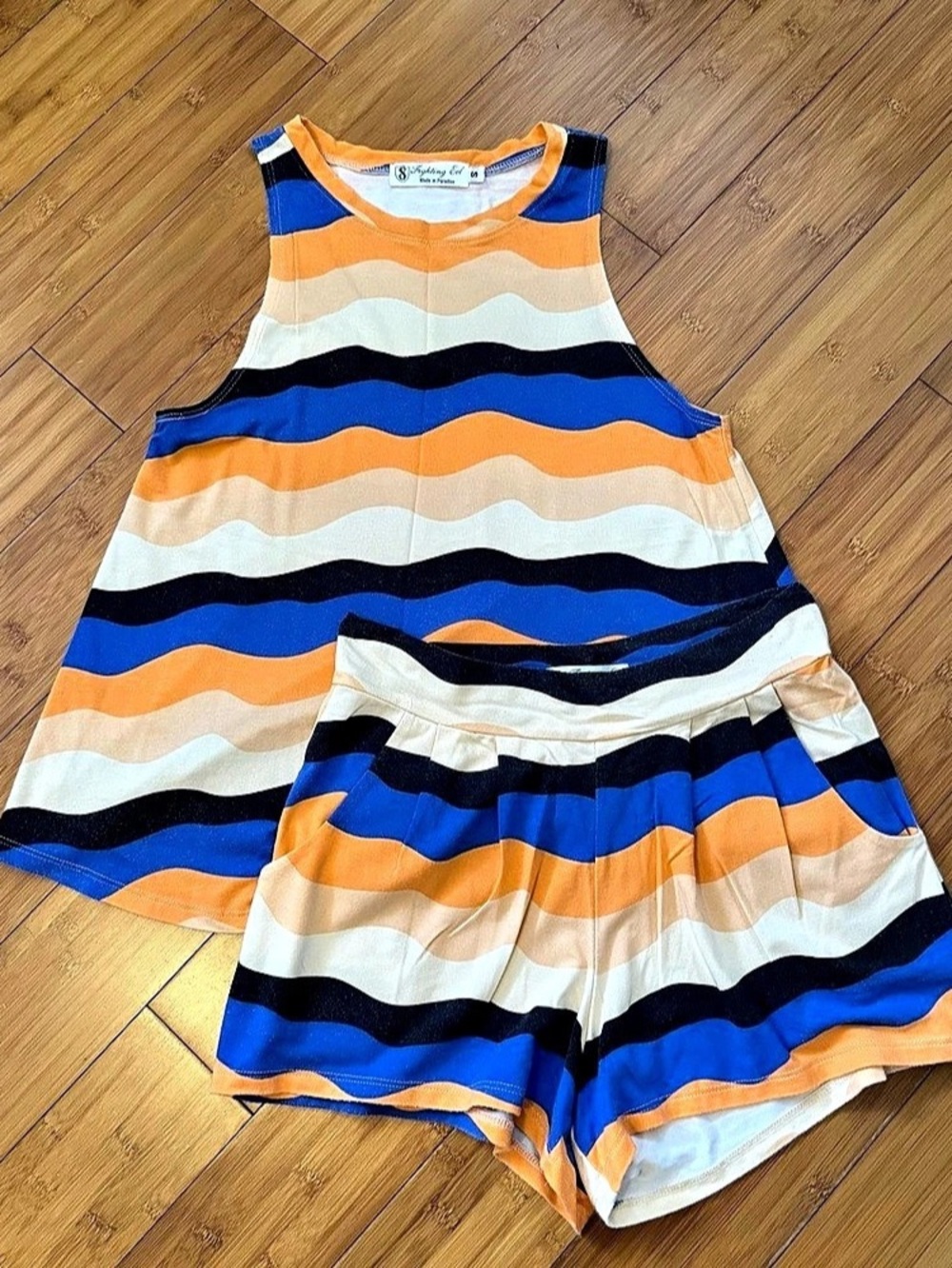 Fighting Eel Fish Wave Tank and Shorts Set Size Small